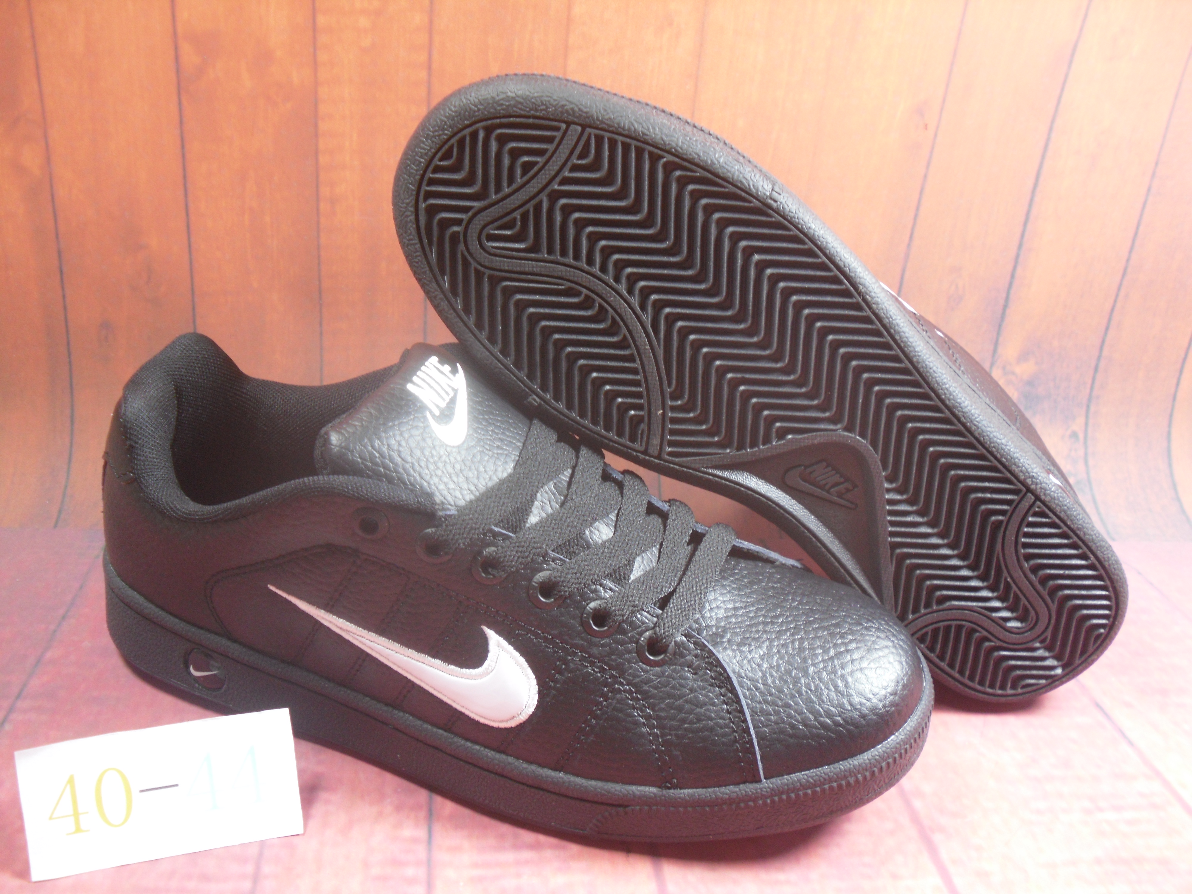 Women Nike Tennis Classic CS Culture Black Shoes